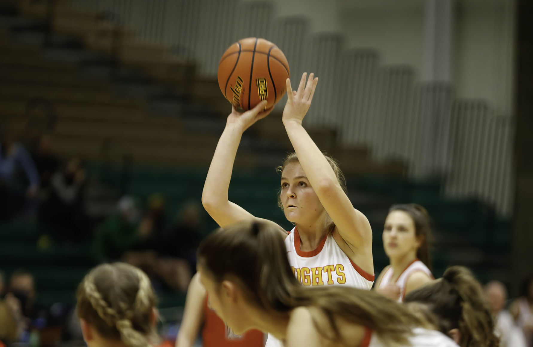031221-ir-spt-girls-basketball-Hellgate-1.jpg